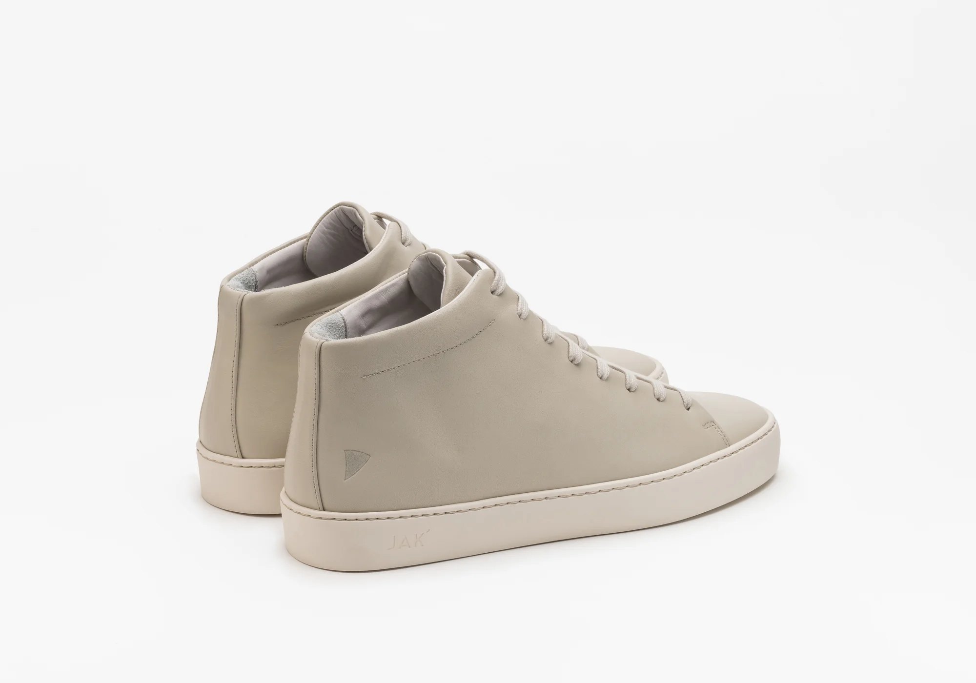 Royal Hi Dust - Image 5