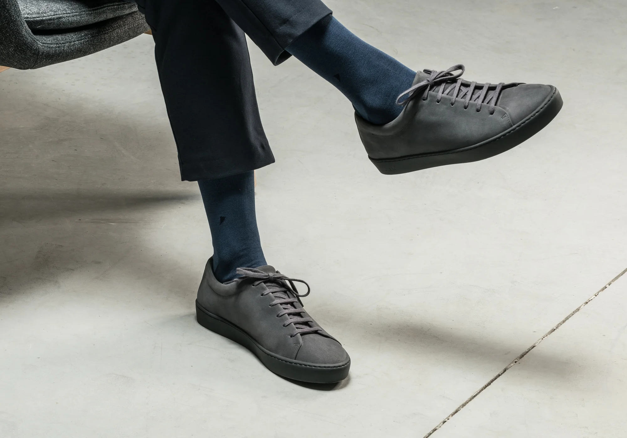 Royal Nubuck Arsenic - Image 11