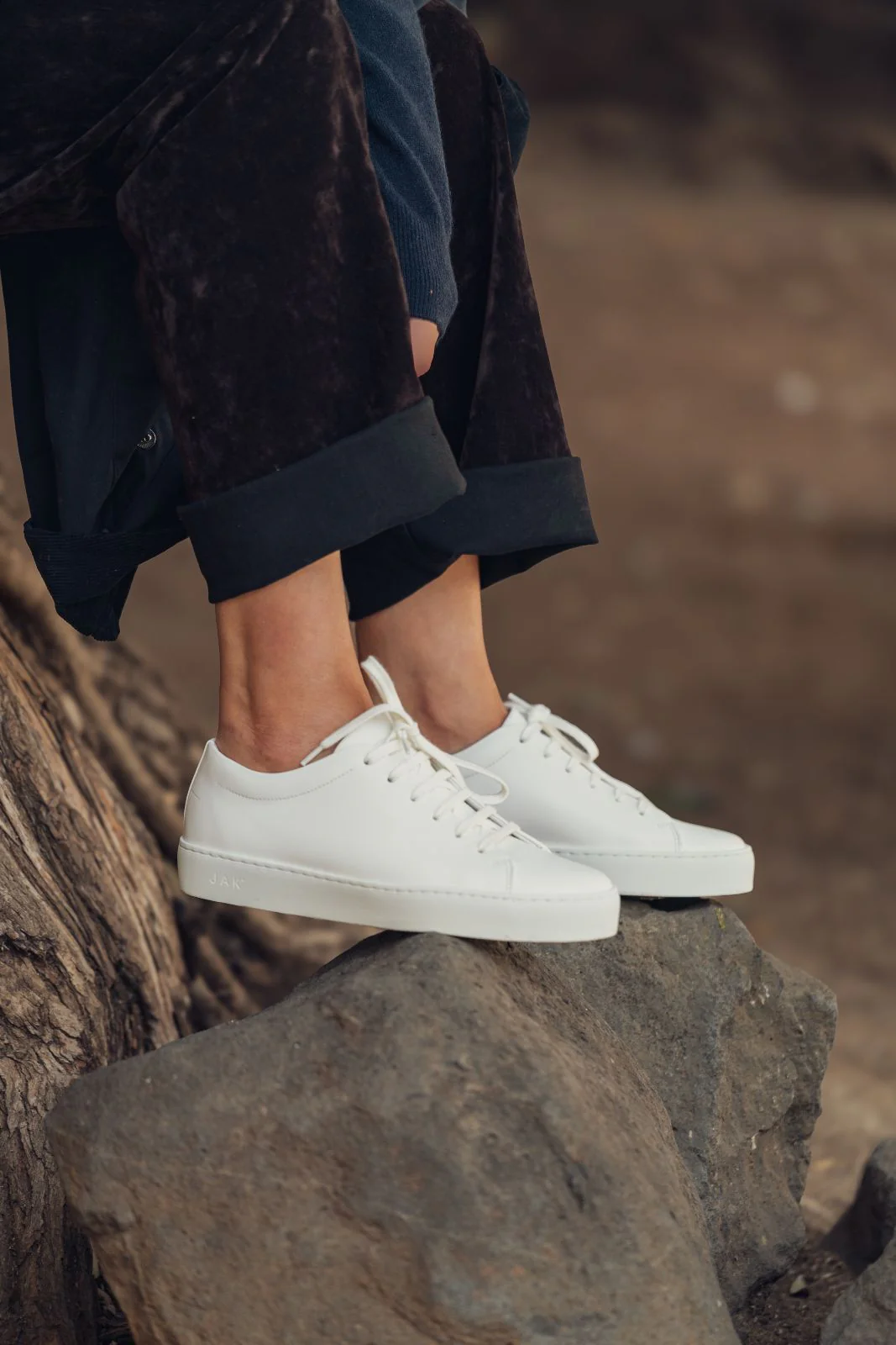 Royal White - Image 9