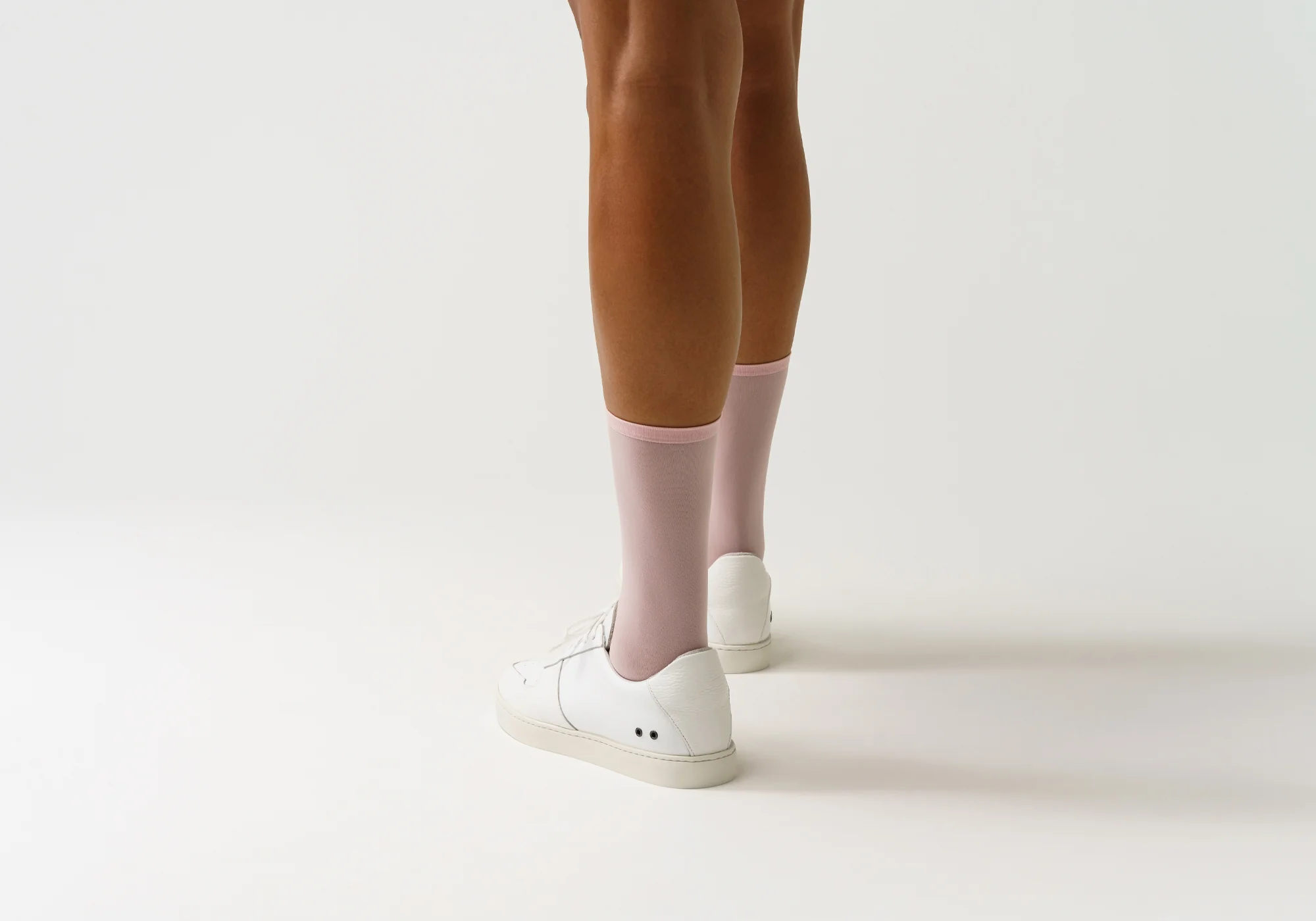 Vantage White - Image 8